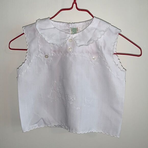 Vtg infant size white top with train embroidery - Picture 1 of 7
